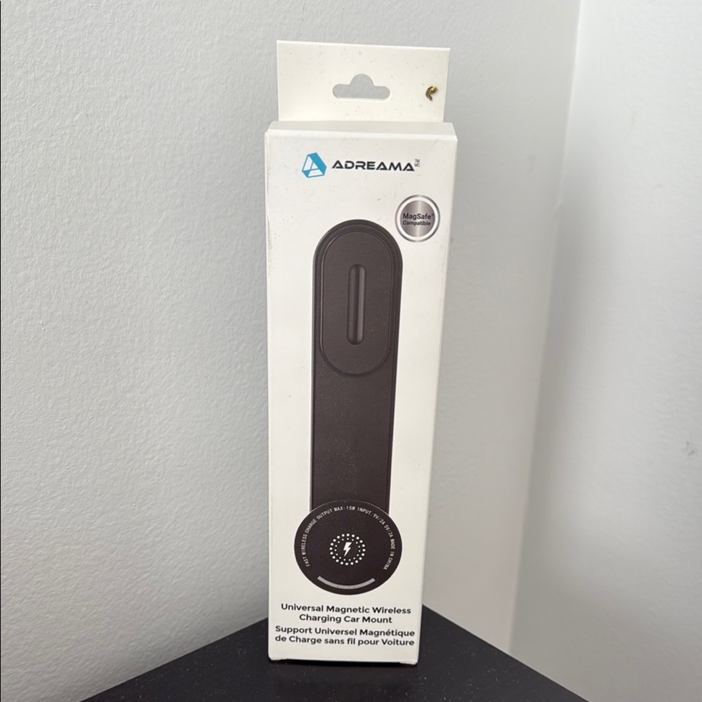 ADREAMA Universal Magnetic Wireless Charging Car Mount - Black